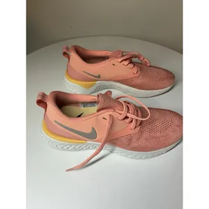 pink quartz Nike Odyssey React Flyknit 2 running shoes Size 7.5 Hiking Outdoors thumbnail 6