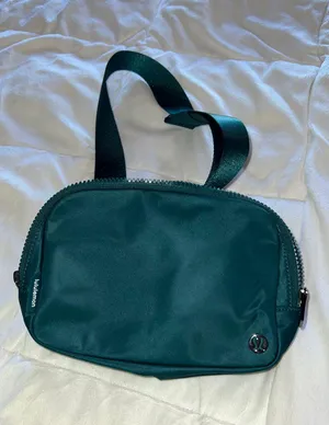 Lululemon Belt Bag thumbnail 1