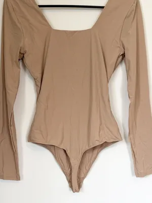 NWT Quince Second Skin Square Neck Long Sleeve Bodysuit in Mocha - Size: Medium thumbnail 6
