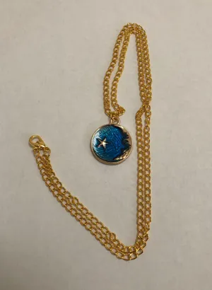 Crescent Moon Necklace thumbnail 1