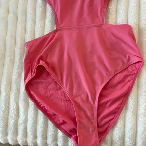 NWOT Juicy Couture Pink One-Piece Swimsuit thumbnail 3