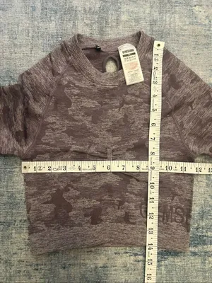 Gymshark Lavender Gray Adapt Camo Seamless Long Sleeve Crop Top XS thumbnail 4