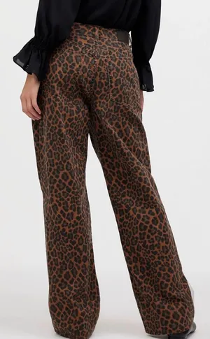 Madewell Leopard Low Slung Baggy Jeans Dark Coffee Print thumbnail 2
