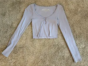 Aeropostale Lavender crop top thumbnail 2