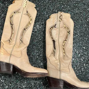 Vintage The Sanders Leather Cowboy Boots 3264 WIC19 Women 5.5 B W/ Box thumbnail 5
