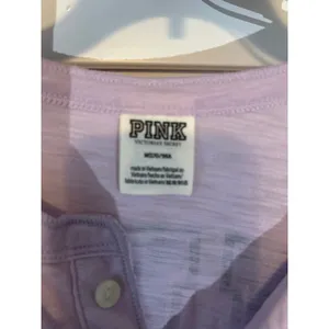Victoria's Secret PINK Long Sleeve Henley T-Shirt Purple Dog Logo Size‎ M Y2K thumbnail 3