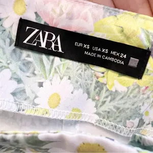 Zara Daisy Meadow Floral Printed Satin Midi Skirt Size XS Bloggers Fave Holiday thumbnail 8