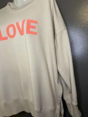 Aerie Sweatshirt Womens Medium Cream LOVE Graphic Fleece Pullover Relaxed Fit thumbnail 4