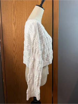 Hollister White Cropped Pointelle Open Knit Sweater Top Size Small thumbnail 5