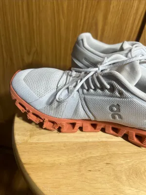 On Running White and Orange Women's Athletic Sneakers Size 7 thumbnail 8
