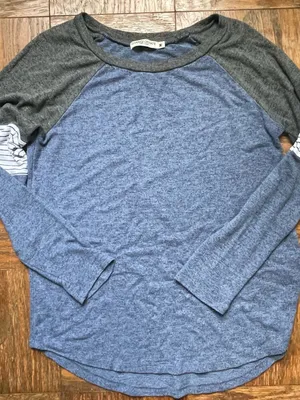 Chance or Fate Blue Gray Raglan Long Sleeve Shirt M thumbnail 5