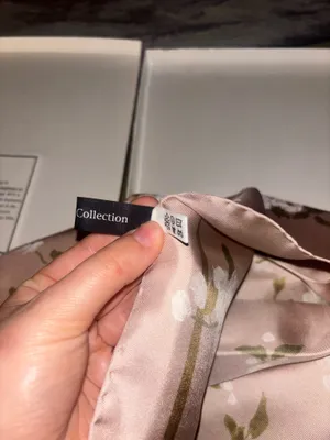 Fitch collection 100% silk scarf Pink thumbnail 5