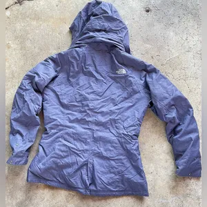 North Face HyVent Ski Jacket Purple with hoodie Medium thumbnail 5