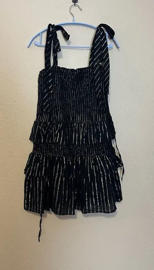 HOUSE‎ OF HARLOW 1960 Corrine Tiered Ruffle Mini Dress Tie Shoulder Back Gold thumbnail 1
