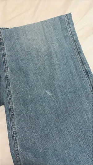 light blue wash hollister jeans thumbnail 4