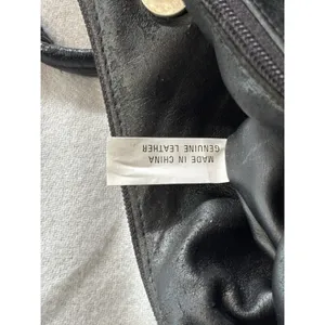 Tignanello Black Soft Leather Shoulder Bag/ Purse Remov Strap Logo Zip/Snap‎ thumbnail 9