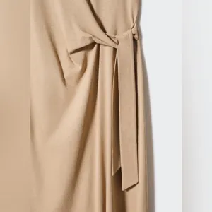 NWT Mango Bow cut-out detail dress size 6 thumbnail 2