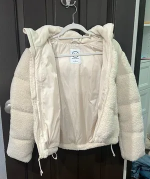 Gilly Hicks Puffer Jacket thumbnail 2
