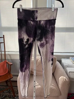 ALO Yoga Purple Black Abstract Tie Dye High Rise Leggings Size S thumbnail 2