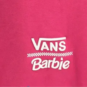 Vans x Barbie Rene Hot Pink Oversized Long Sleeve Crew Sweatshirt Large NEW thumbnail 6