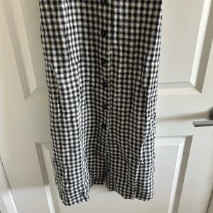 Quince Black and White Gingham Button-Front Midi Dress thumbnail 3
