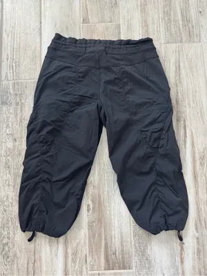 Lululemon Studio Crop Deep Coal Size 8 thumbnail 11