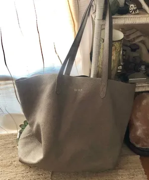 Cuyana leather Tote Bag thumbnail 1
