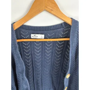 Hollister Knit Cropped Button Front Dark Blue Sweater Size Large thumbnail 2