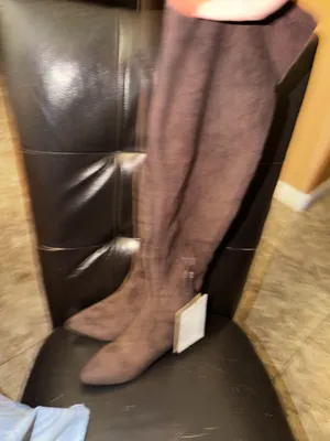 Boots Brown Size 7 thumbnail 3