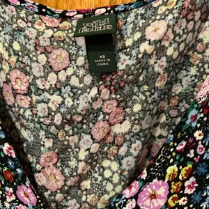 Wild Fable Floral Print Short Sleeve Tiered‎ Babydoll Flowy Mini Dress Siize XS thumbnail 7