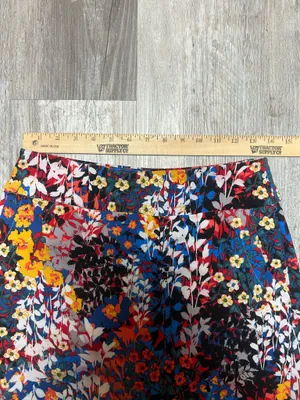 Women’s Up! Floral Pull On Skirt (shorts Underneath) Size 6 thumbnail 2
