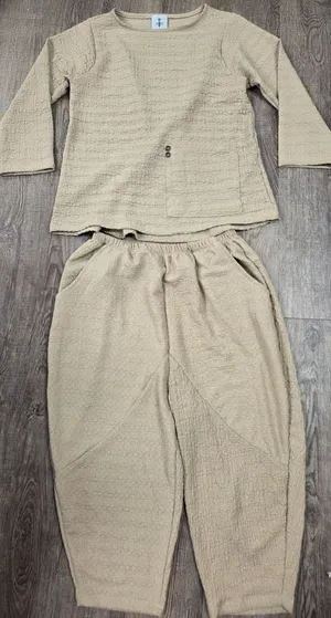 Inoah Crinkle Tan Beige Shirt Crop Pants Outfit Matching Set Small thumbnail 1