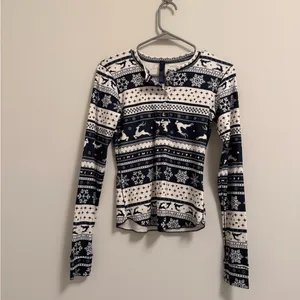 Skims Fair Isle Plush Pointelle Pajama Top in Navy size Small (S) thumbnail 2