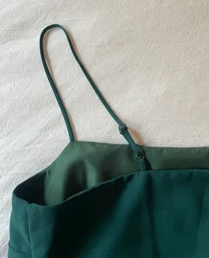 J.Crew Factory Women’s 00 Forest Green Scallop Tank Top thumbnail 4