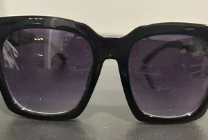 Stylish Black Sunglasses thumbnail 1