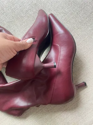 Madden Girl Deserai Burgundy Over The Knee Boots Women’s 8.5 Pointed Toe Heels thumbnail 8