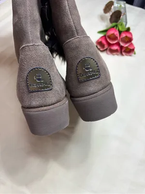 Bearpaw Genevieve Women's Size 9 Brown Suede Faux Fur Trim Winter Boots thumbnail 11