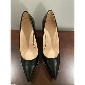 Nine West Black Patent Leather High Heel Shoes Size 8.5 thumbnail 2