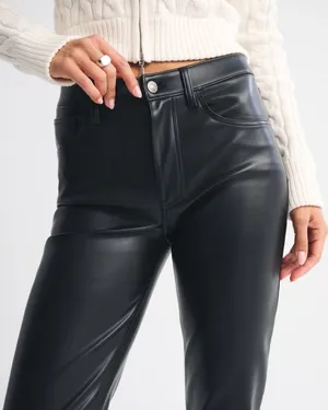 Curve Love Ultra High-Rise 90s Straight Vegan Leather Abercrombie thumbnail 5