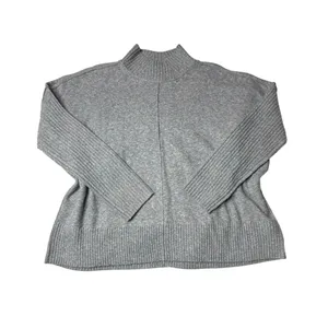 Simply Vera Vera Wang Gray Mockneck Sweater M Quiet Luxury Cashmere Blend thumbnail 5