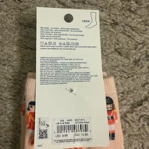 Aerie American Eagle AE Red Pink Christmas Graphic Women’s Crew Socks Set thumbnail 12