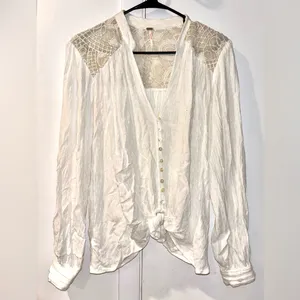 FREE PEOPLE Boho Marigold Buttondown Cream Netallic Lace Flowy Blouse Top L thumbnail 2