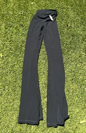 Aerie Real Me Extra NWT Flare Leggings thumbnail 1