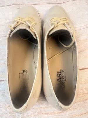 Karl Lagerfeld Paris Women’s Sz 8 IVA Beige Oxford Patent Leather Dress Shoes thumbnail 4
