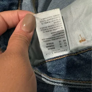 American Eagle Stretch High Rise Mom Jean Sz 18 90s Minimalist Casual‎ Normcore thumbnail 3