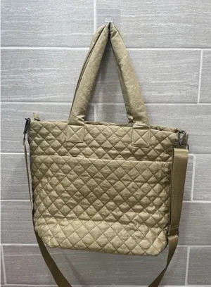 Hsitandy‎ Beige Waterproof quilted tote bag NEW thumbnail 1