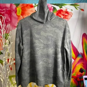 H87. Jane and Delancey - Grey camo hoodie thumbnail 3