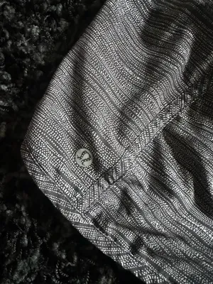 Lululemon Shorts thumbnail 3