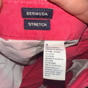 American Eagle pink barbiecore Bermuda 4 minimalist shorts thumbnail 4
