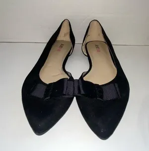 JustFab Flat Shoes Size 8 thumbnail 1